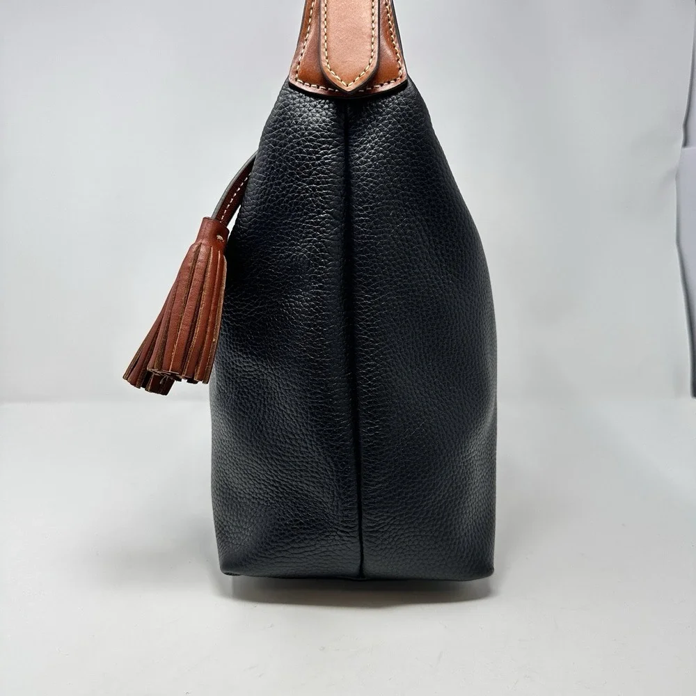Dooney & Bourke Pebble Grain Paige Sac Black Hobo Tassel Shoulder Bag